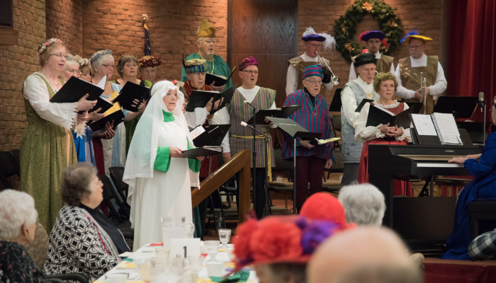 Choral singers celebrate Christmas during Otterbein Lebanon’s renaissance feast